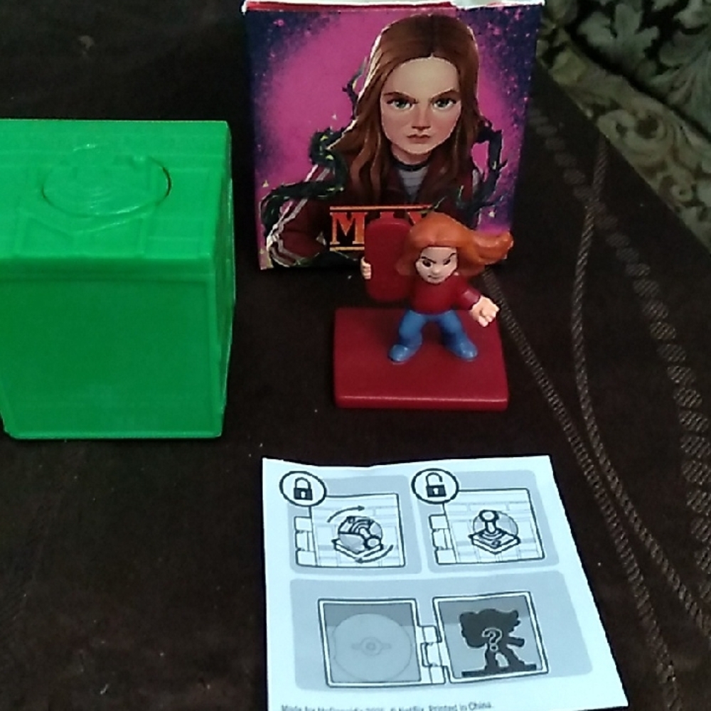 Red-Haired Girl Action Figure Playset Max - Stranger Things